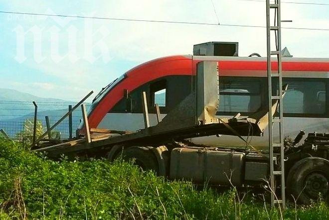 8 г. затвор грозят шофьора камикадзе, забил се във влак