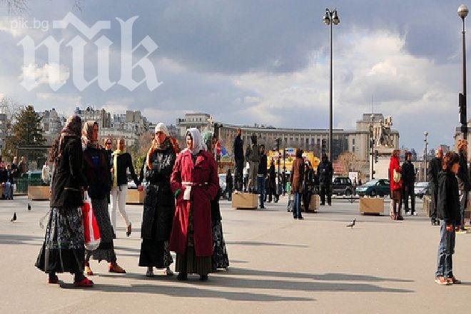 Китай праща патрули в Париж срещу ромите