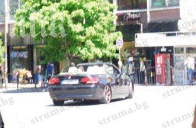 Обвиненият за убийството на Отвертката се фука с БМВ кабрио