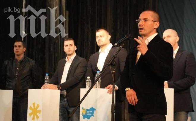 Ангел Джамбазки: Делят ни на русофили и русофоби, а трябва да сме българофили