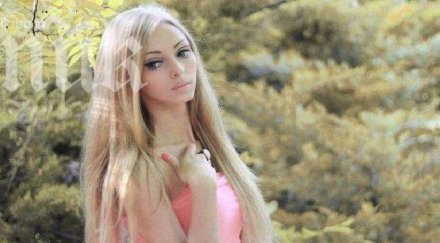 потресаващо живи барбита създадени пластичната хирургия