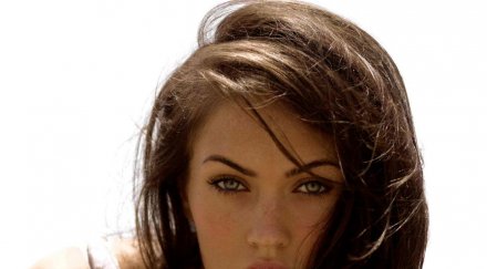 стриптизьорка обсебила меган фокс