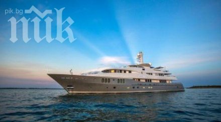супер лукс яхта пързалка 425 хил долара седмица снимки