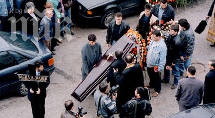 адвокатът мутрите застреляха васил илиев докато отиваше среща слави трифонов