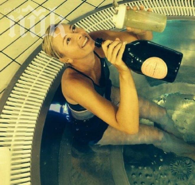 Маша отпразнува титлата в ледена вана - без Гришо, но с шампанско