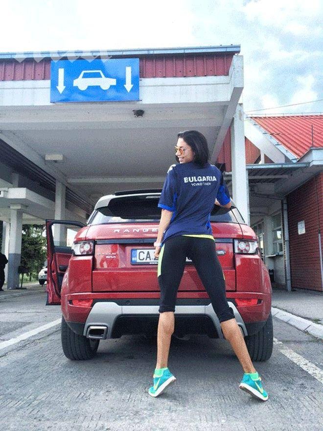 Биляна Йотовска показа секси дупе (снимка)