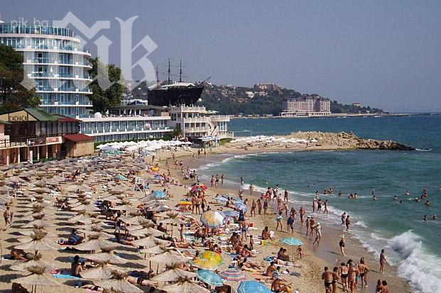 Фекалните води вече далече от плажа на Златни пясъци 