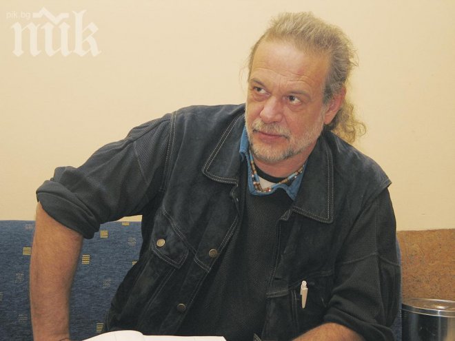 Евгений Дайнов: Сидеров иска да покаже важността си