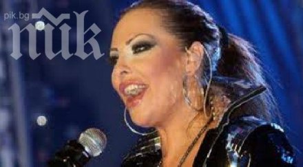 фолк певици веселят футболистите феновете лудогорец