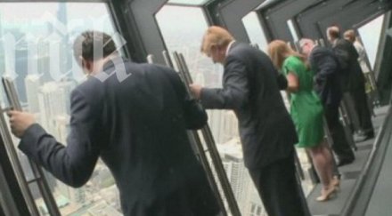 уникално вижте новата сензация сащ накланящ небостъргач видео