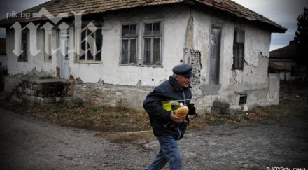 строят жилища бедни догодина