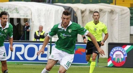 гълъбинов отново вкара авелино издъни