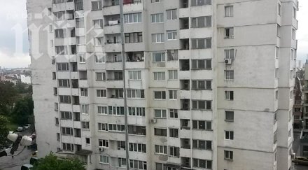 българите живеят панелки