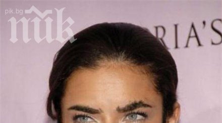 супершоу интернет задръсти брадати известни дами вижте джоли мишел обама останалите снимки