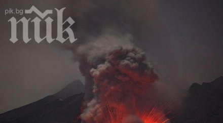 вулкан камчатка изригнал пепел височина километра