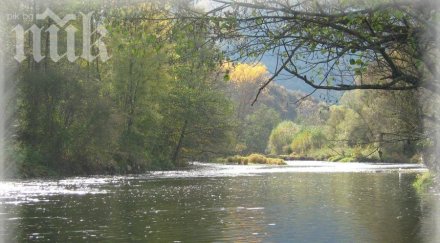 разшириха участъци река струма предотвратят наводнения