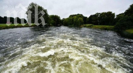 реконструират моста река луда яна