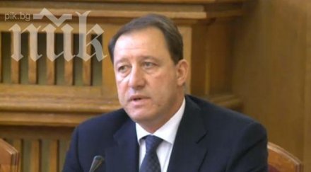 ангел найденов открива социална кухня казармата хасково