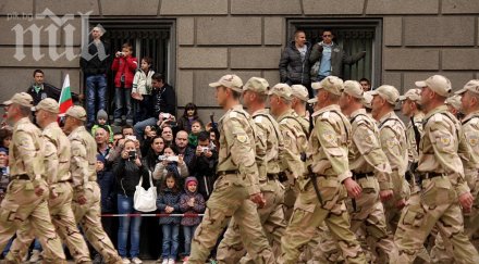 праверява измама униформени обувки