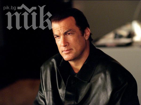 Стивън Сегал изнася концерт в Борисовата градина