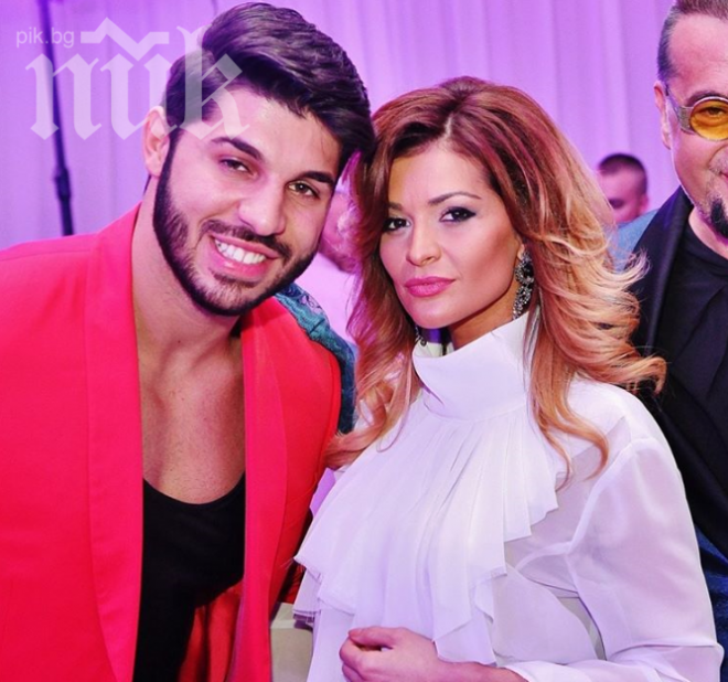 Фики Стораро превърна абитуриентския си бал във ВИП събитие (снимки)