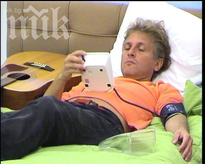 Шок! Къци Вапцаров бил неграмотен, разчитал само на редактори и коректори