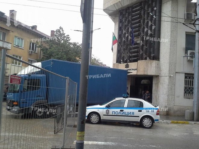 Жандармерия съпроводи бюлетините до Враца