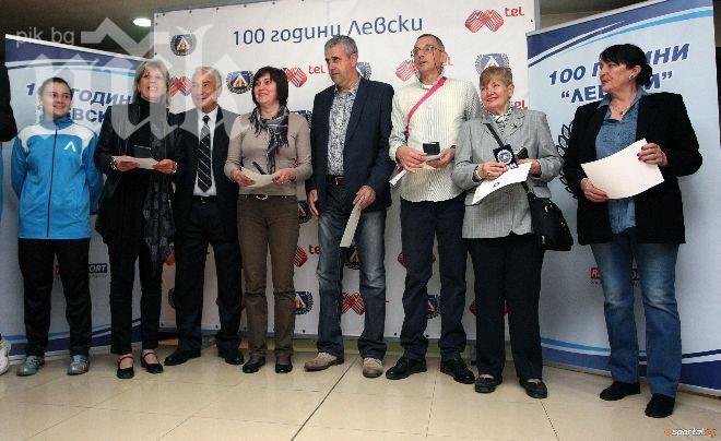 Левски награди славните си волейболни звезди