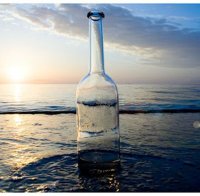 Спипаха поркан шофьор с половинка ракия в джоба