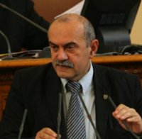 Павел Шопов: Депутатите на ГЕРБ прикриват резила