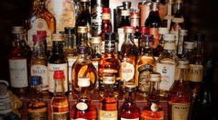 намериха 260 литра алкохол цигари без бандерол кръчма