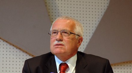 публикуваха телефоните чешки политици