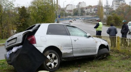 шофьор натресе аспаруховия мост избяга