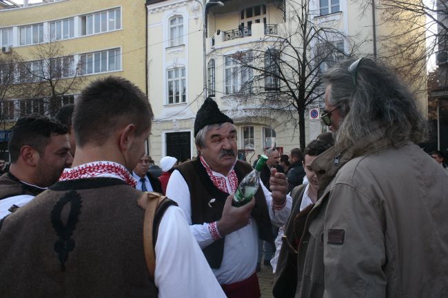 Бунтът на пушачите заля София (Снимки)