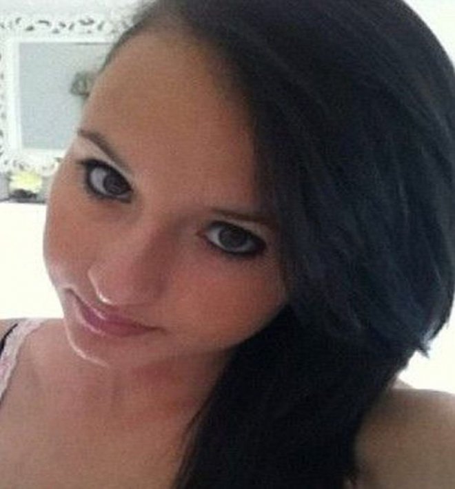 Малолетна дъщеря на зъболекар се обеси заради несподелена любов