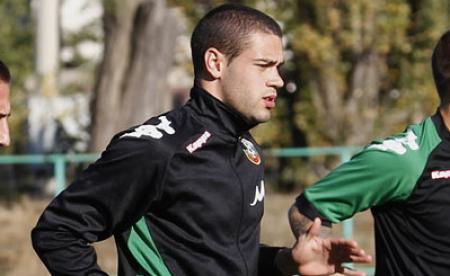 БАТЕ (Борисов) вади 250 хил. евро за любимец на Херо