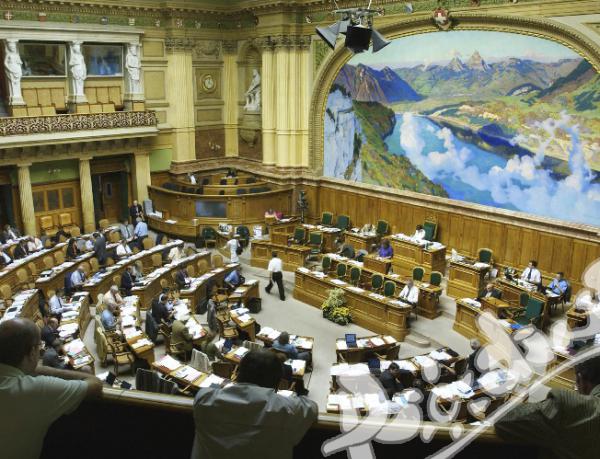 Швейцарците ще гласуват отмяна на данъчните облекчения на богатите чужденци