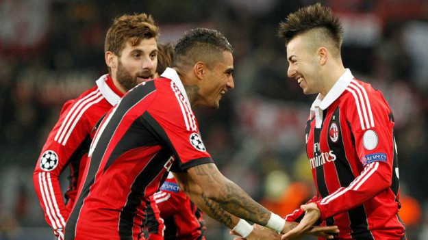 Милан се докопа до осминафиналите