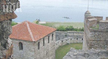 бум туристите румъния историческите обекти видинско