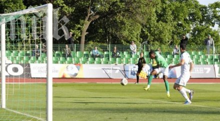 берое завърши сезона класическо нефтохимик