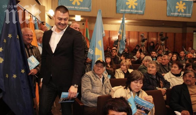 Бареков с оферта към партиите: Споразумение през юни за предсрочен вот наесен