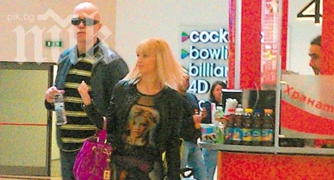 Слави и Мартина ще осиновяват дете