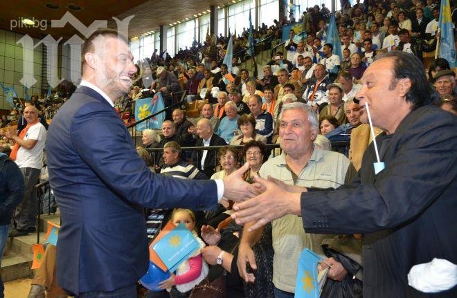 Медиана: Бареков изпревари ДПС, взема 10%