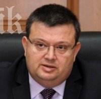 Сотир Цацаров изненадан: Гражданите са по-добре въоръжени от армията