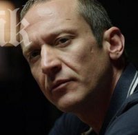 Ужас! Деян Донков едва ходи след операцията
