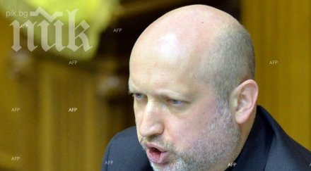 александър турчинов разпусна украинските депутати