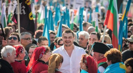 бареков депутатът даниел георгиев бит заплашван остане герб