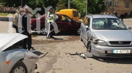 вижте пострадалото момиче виновника катастрофата пловдив снимки