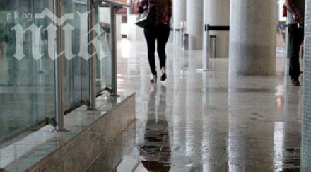 покривът бразилско летище рухна порой снимки