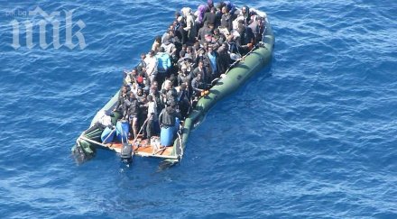 500 имигранти спасени бурното море сицилия